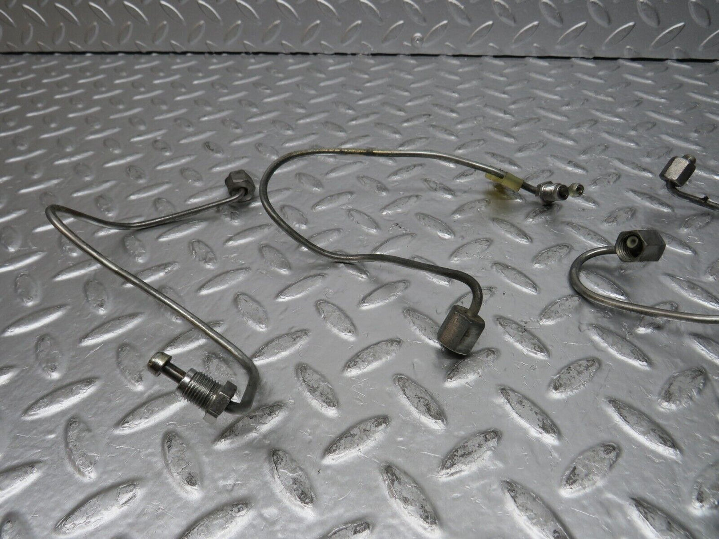 30523 Mercedes-Benz W124 230E Coupe Fuel Line Hose Set