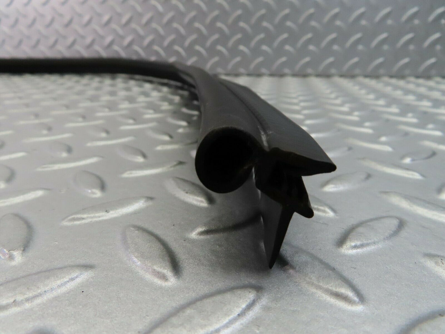 7771 Mercedes-Benz S123 230TE Wagon Firewall Rubber Seal