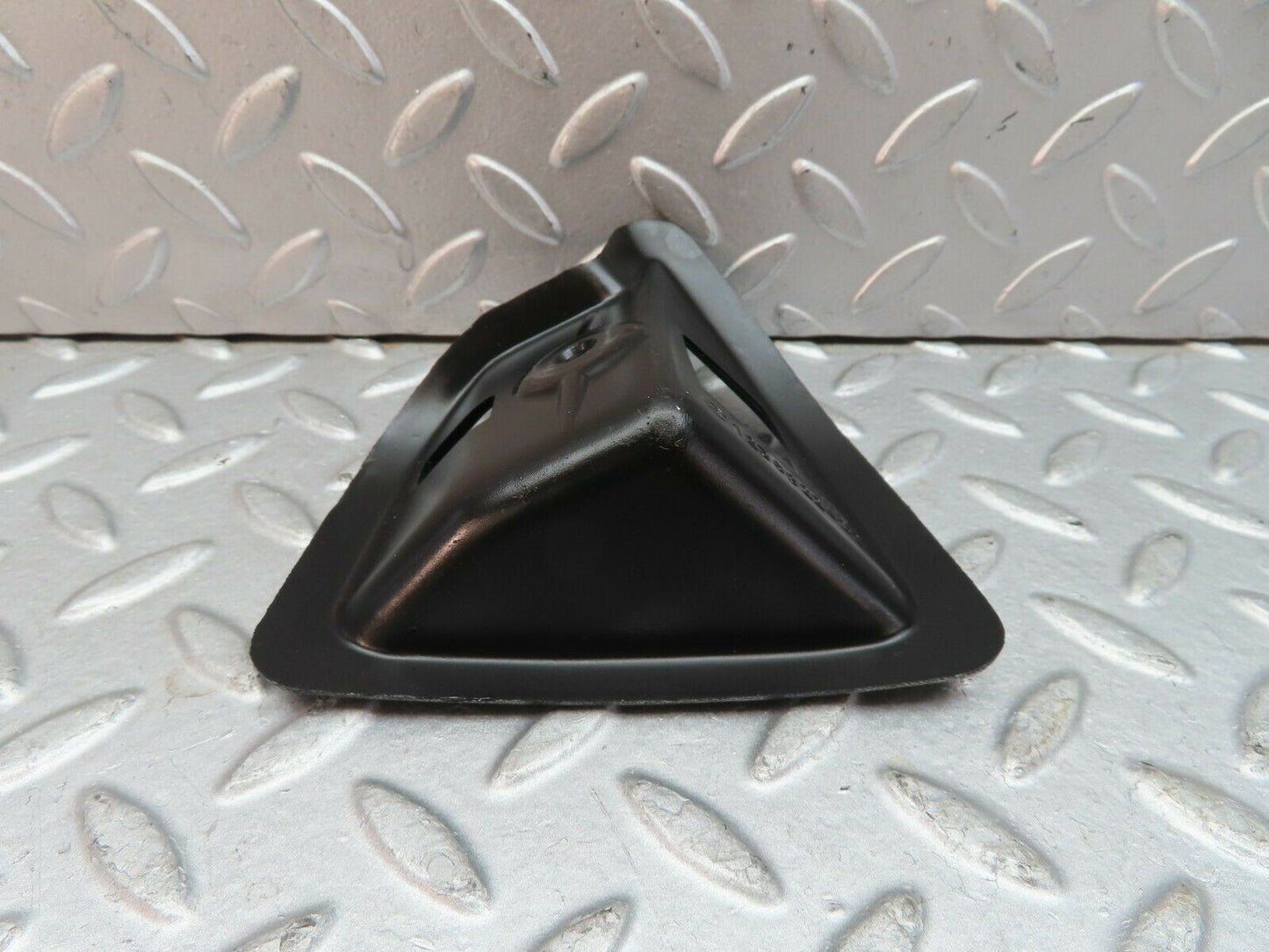 9576 Mercedes-Benz C123 280CE Coupe Rear Seat Latch Cover Right 12369222422