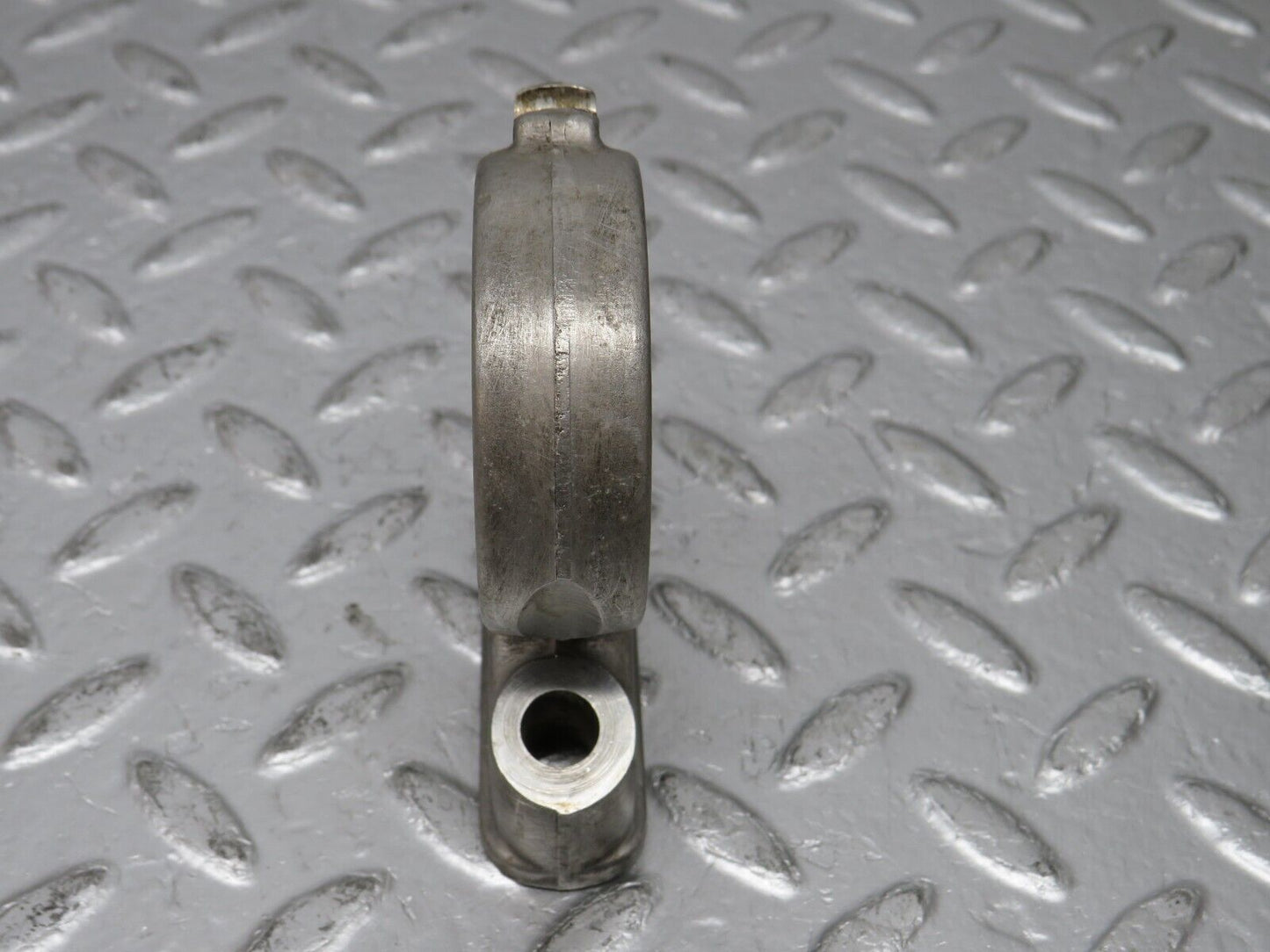 32793 Mercedes-Benz C107 R107 350 V8 Camshaft Tower Bearing 1160511810