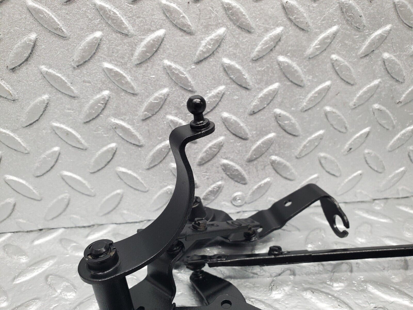 46724 Mercedes-Benz C123 280CE Coupe Throttle Linkage