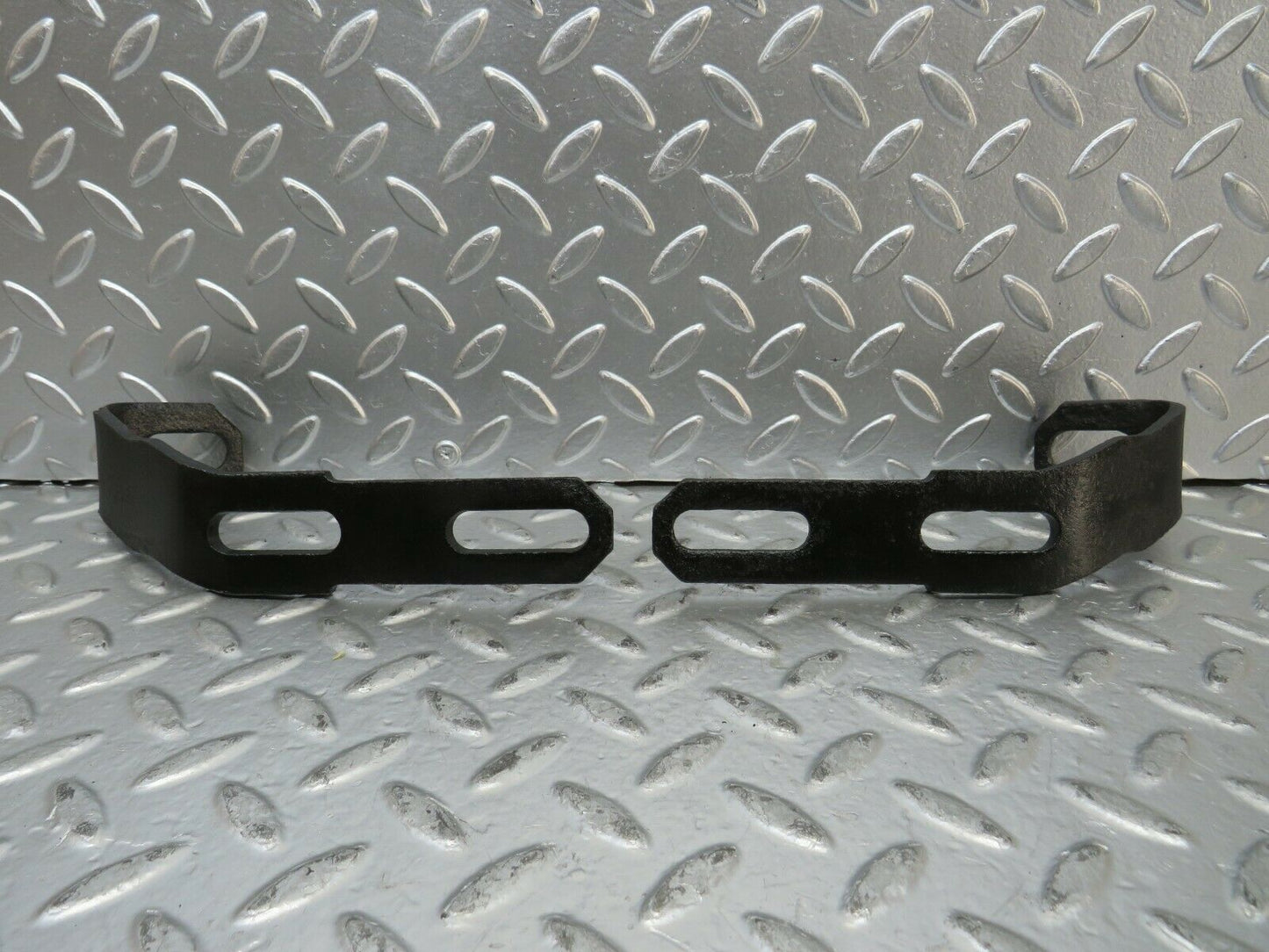 23389 Mercedes-Benz W116 350SE Front Bumper Bracket Pair