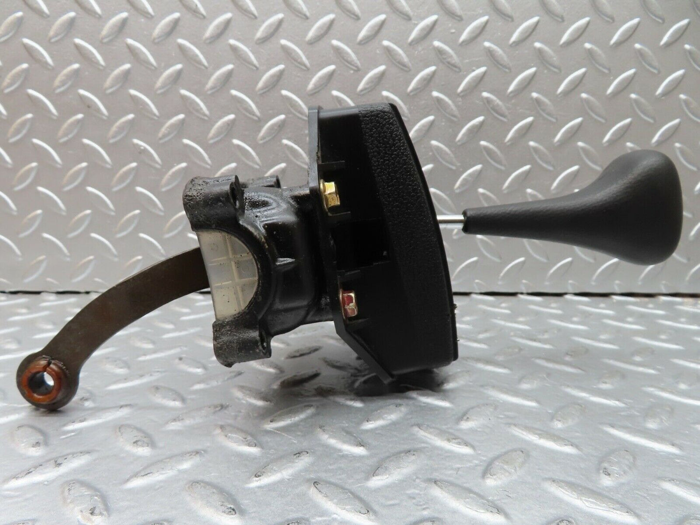20738 Mercedes-Benz R107 450SL Coupe Gear Shift Selector