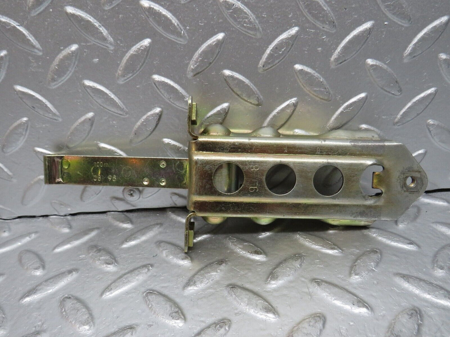 32441 Mercedes-Benz S124 300TE Wagon Door Safety Check Strap
