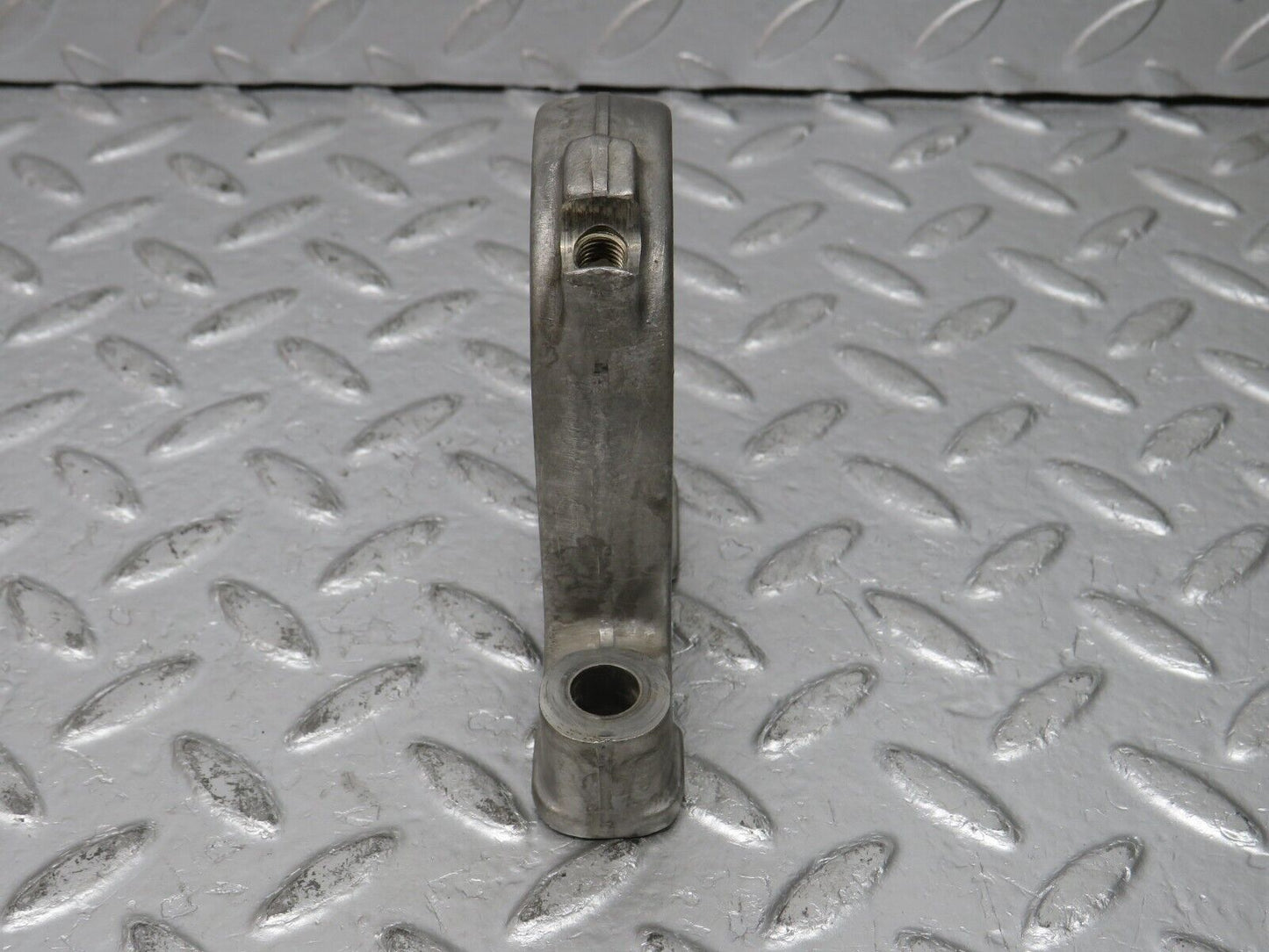 32798 Mercedes-Benz C107 R107 350 V8 Camshaft Tower Bearing 1160512112