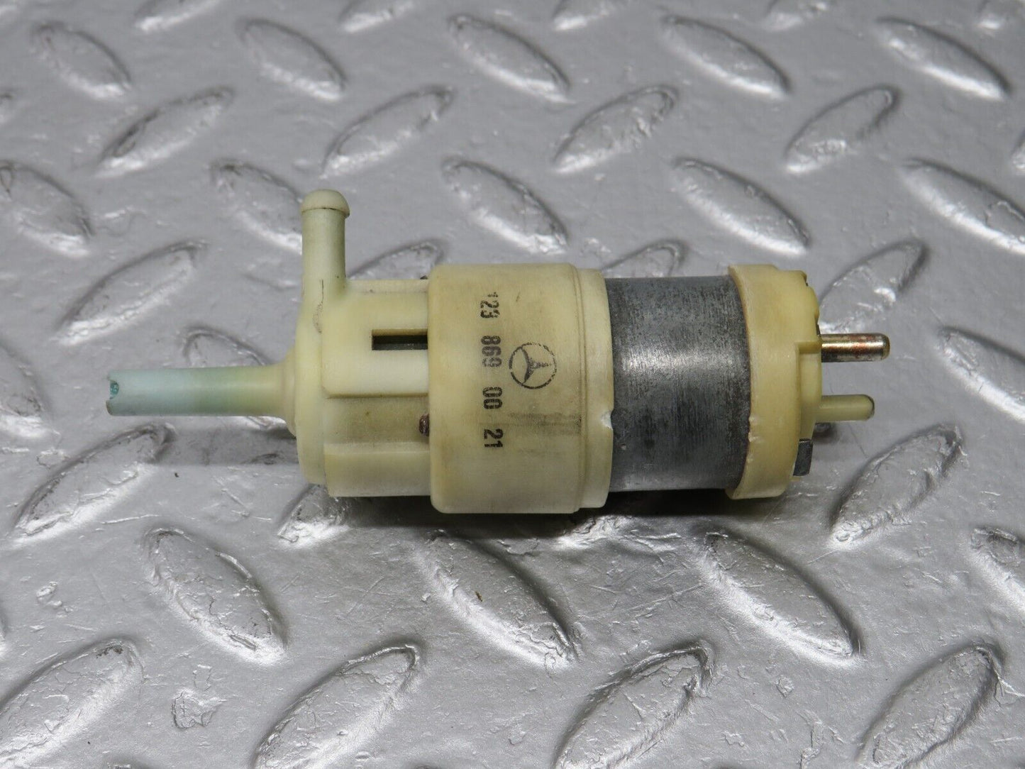 39117 Mercedes-Benz R107 500SL Coupe Windscreen Washer Pump 1238690021