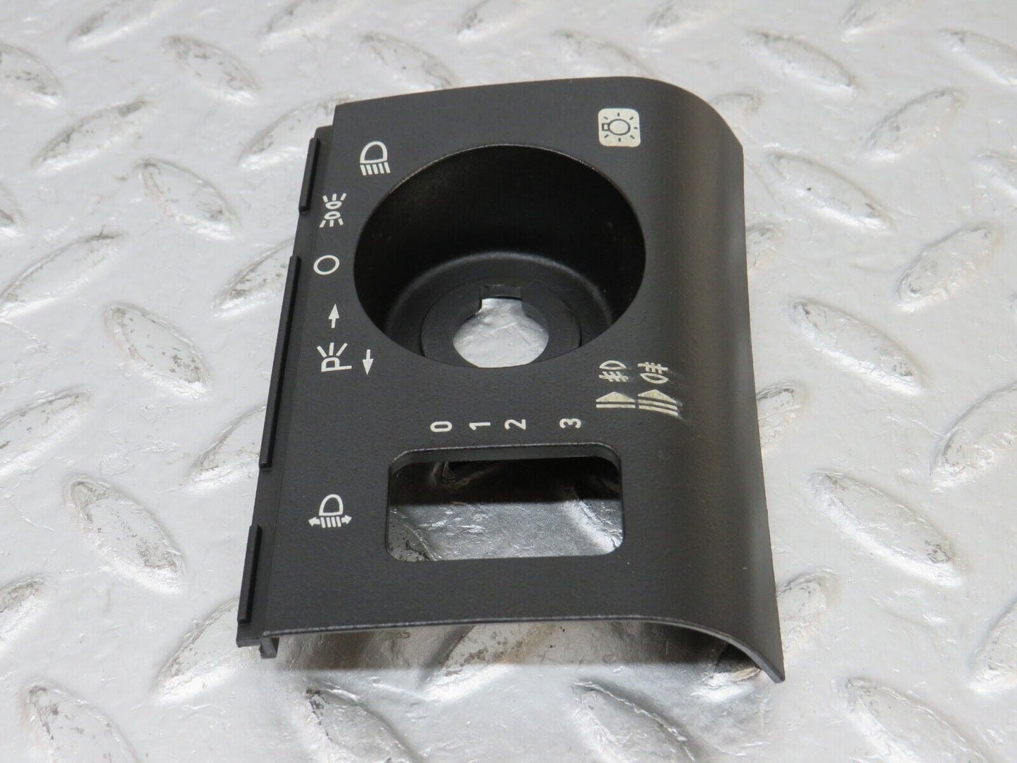 33314 Mercedes-Benz W202 C180 Headlight Switch Surround Cover 2026890380