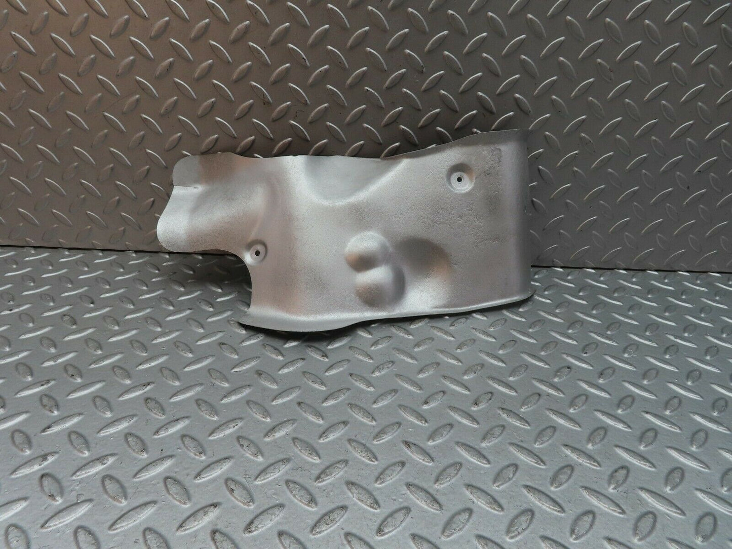 9570 Mercedes-Benz C123 280CE Coupe Exhaust Heat Shield
