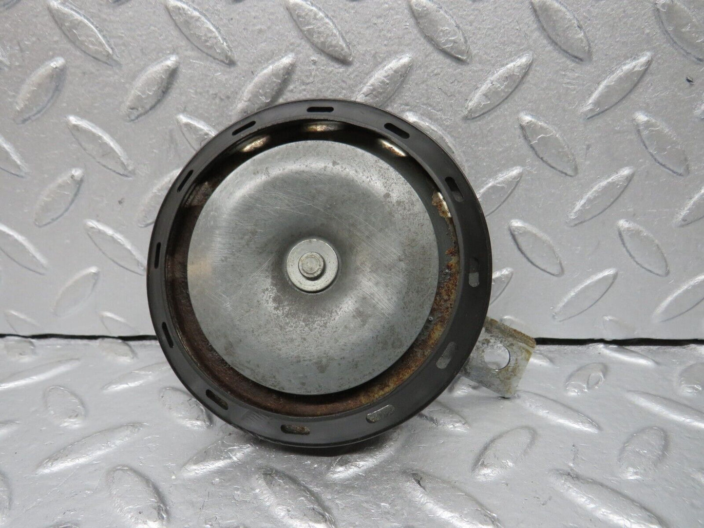 38054 Mercedes-Benz A124 320E Cabriolet Horn 1248202726
