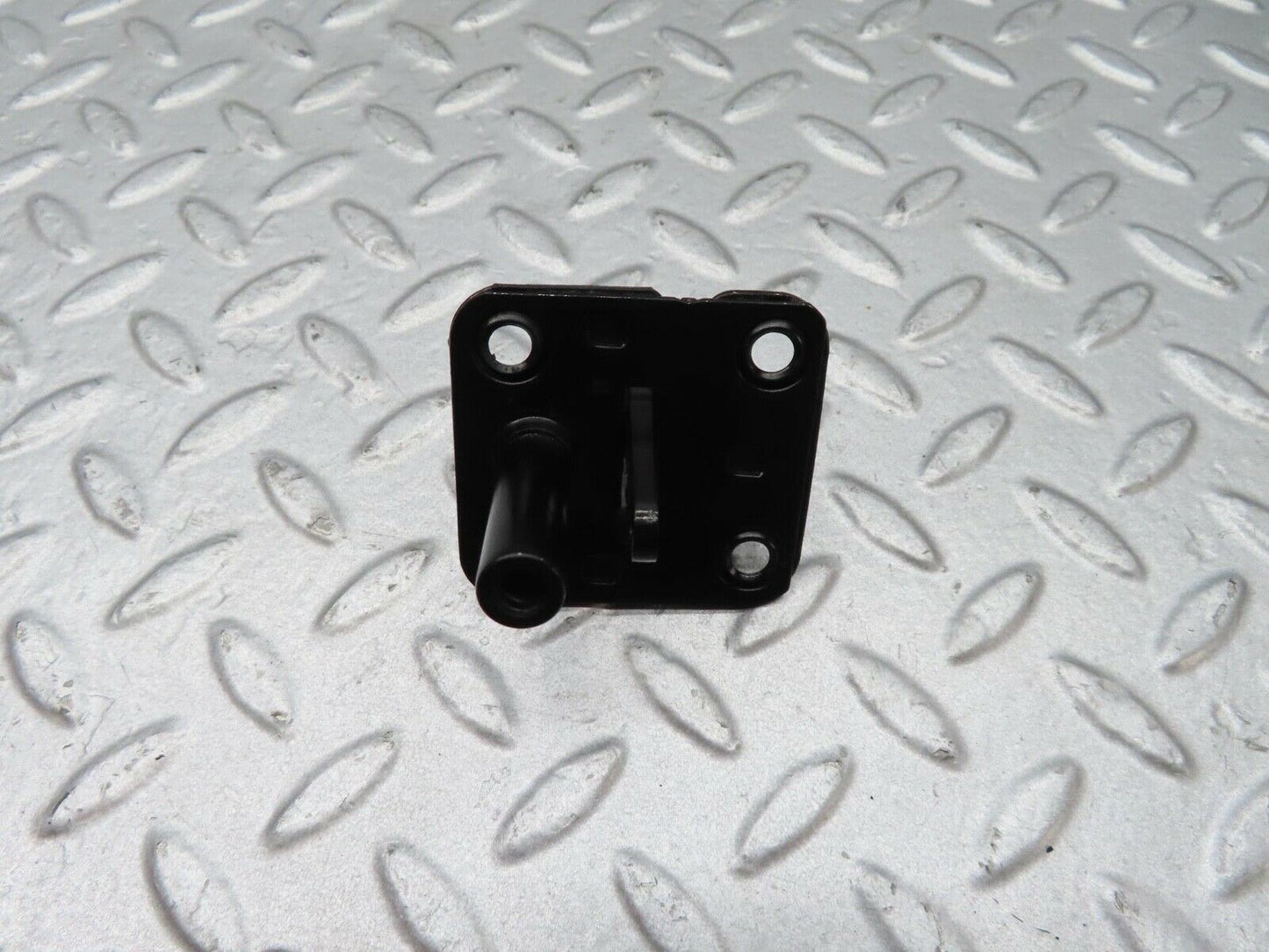 14292 Mercedes-Benz W116 350SE Bonnet Lock Catch