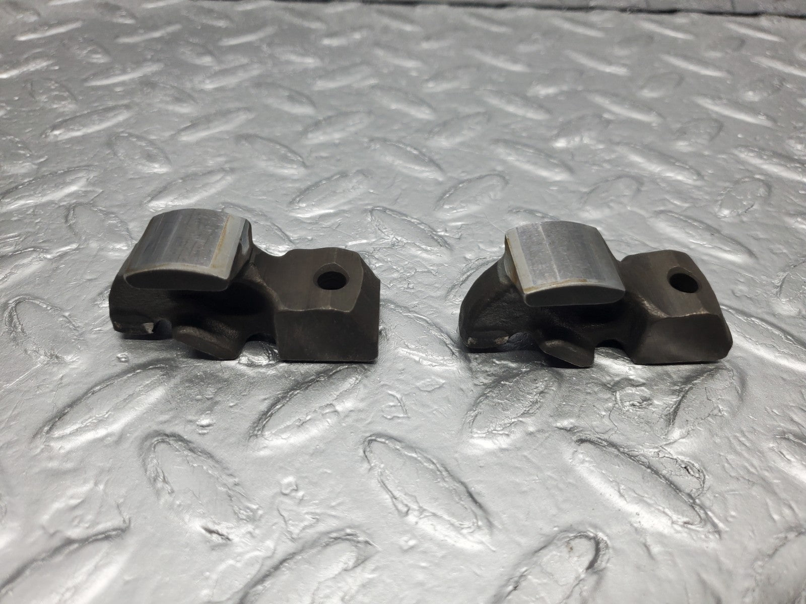 W126 Coupe rocker arm used OEM