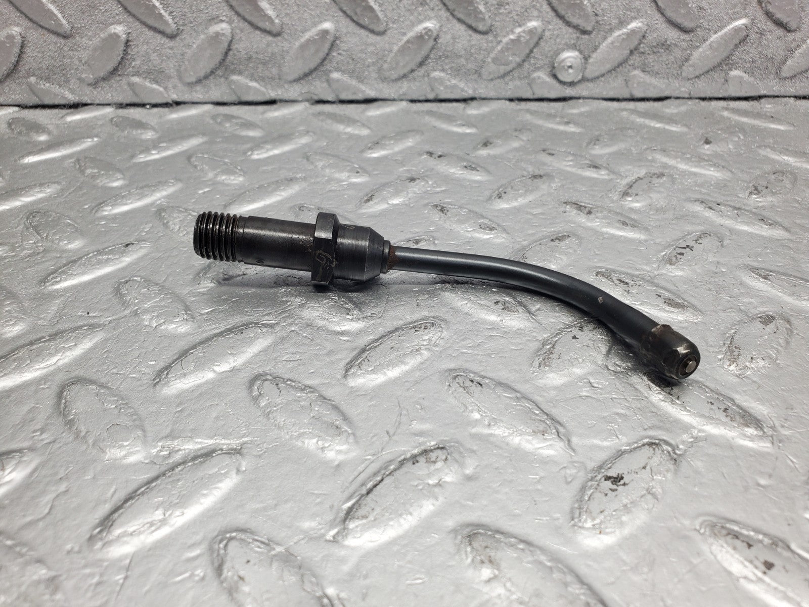 W112 fuel injector used OEM