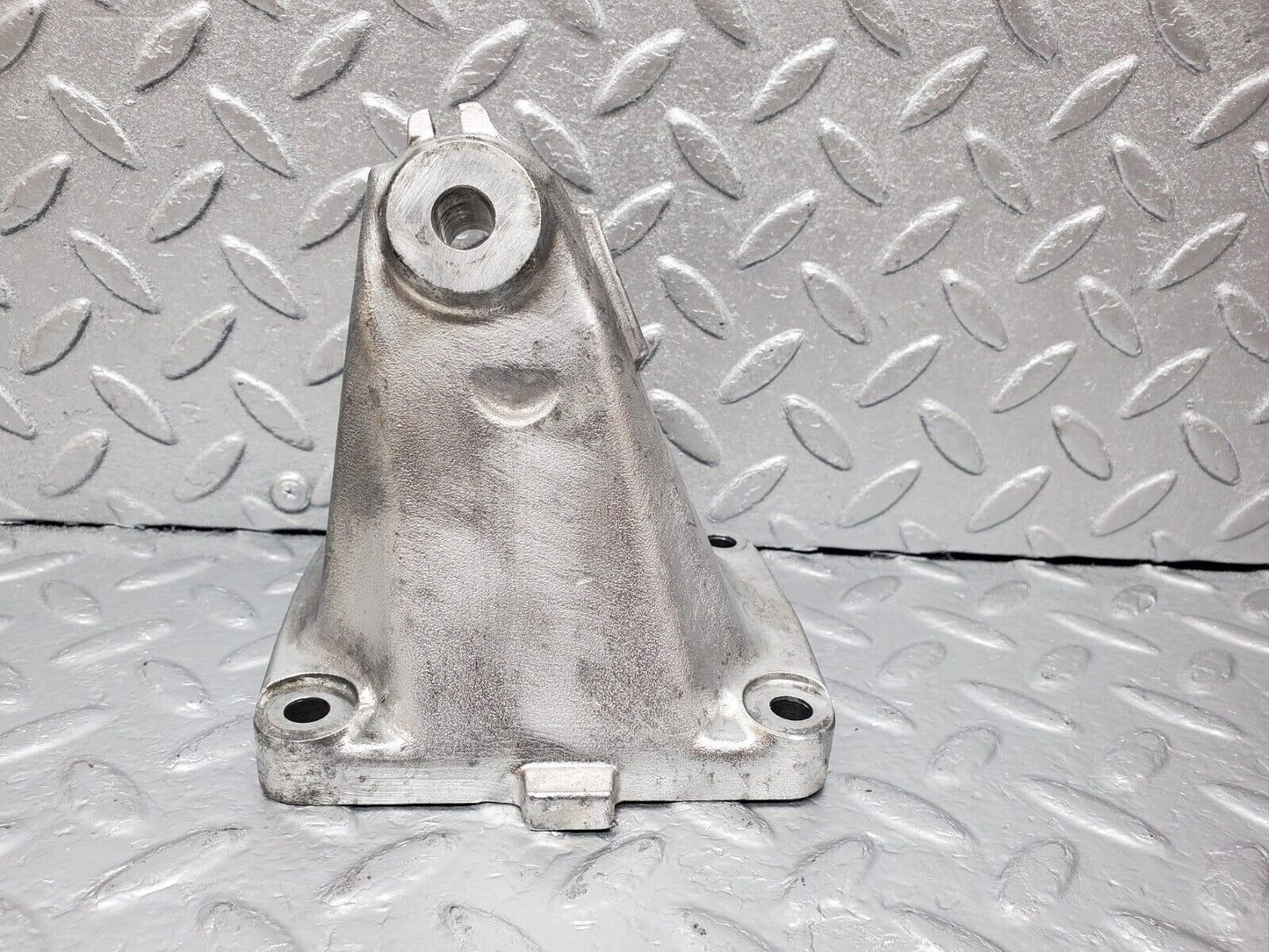 45093 Mercedes-Benz R129 300SL Coupe Engine Mount Bracket Right 1042230504