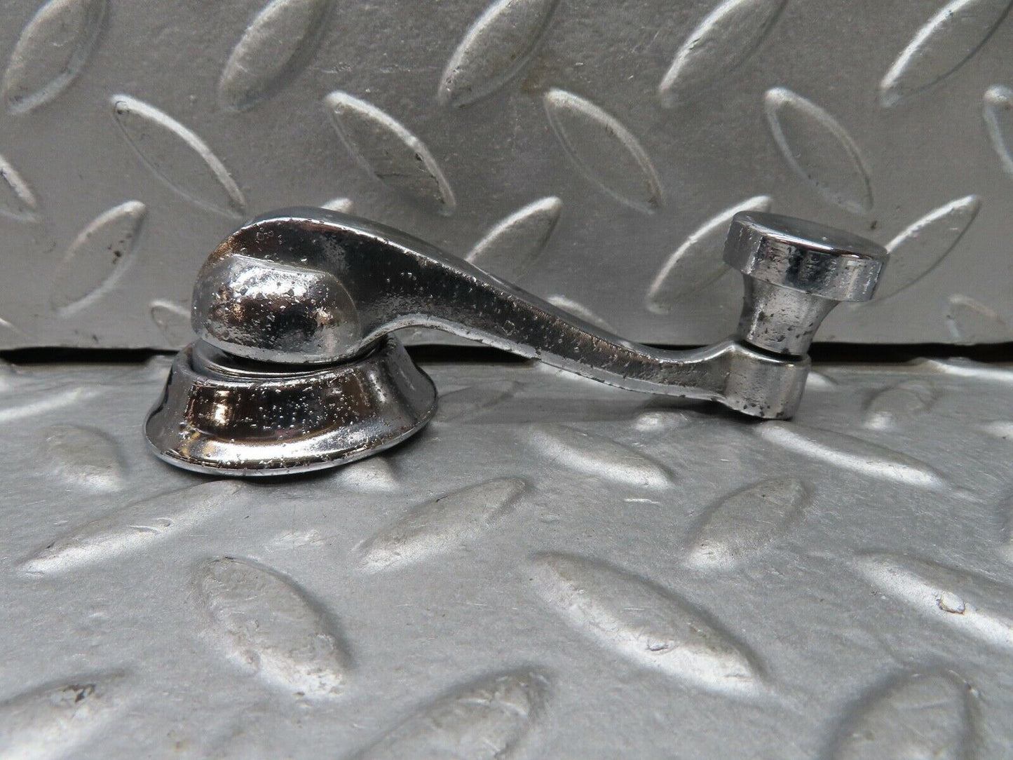 18581 Mercedes-Benz W120 W121 Ponton Window Lifter Crank Handle Chrome