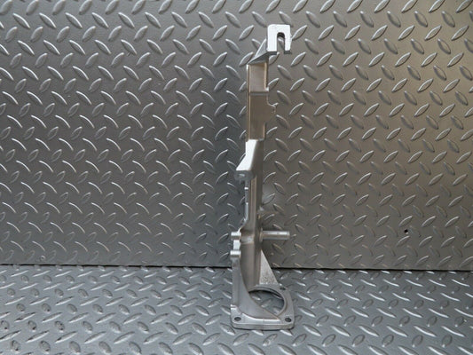 17649 Mercedes-Benz W116 450SEL Brake Pedal Bracket 1072941101