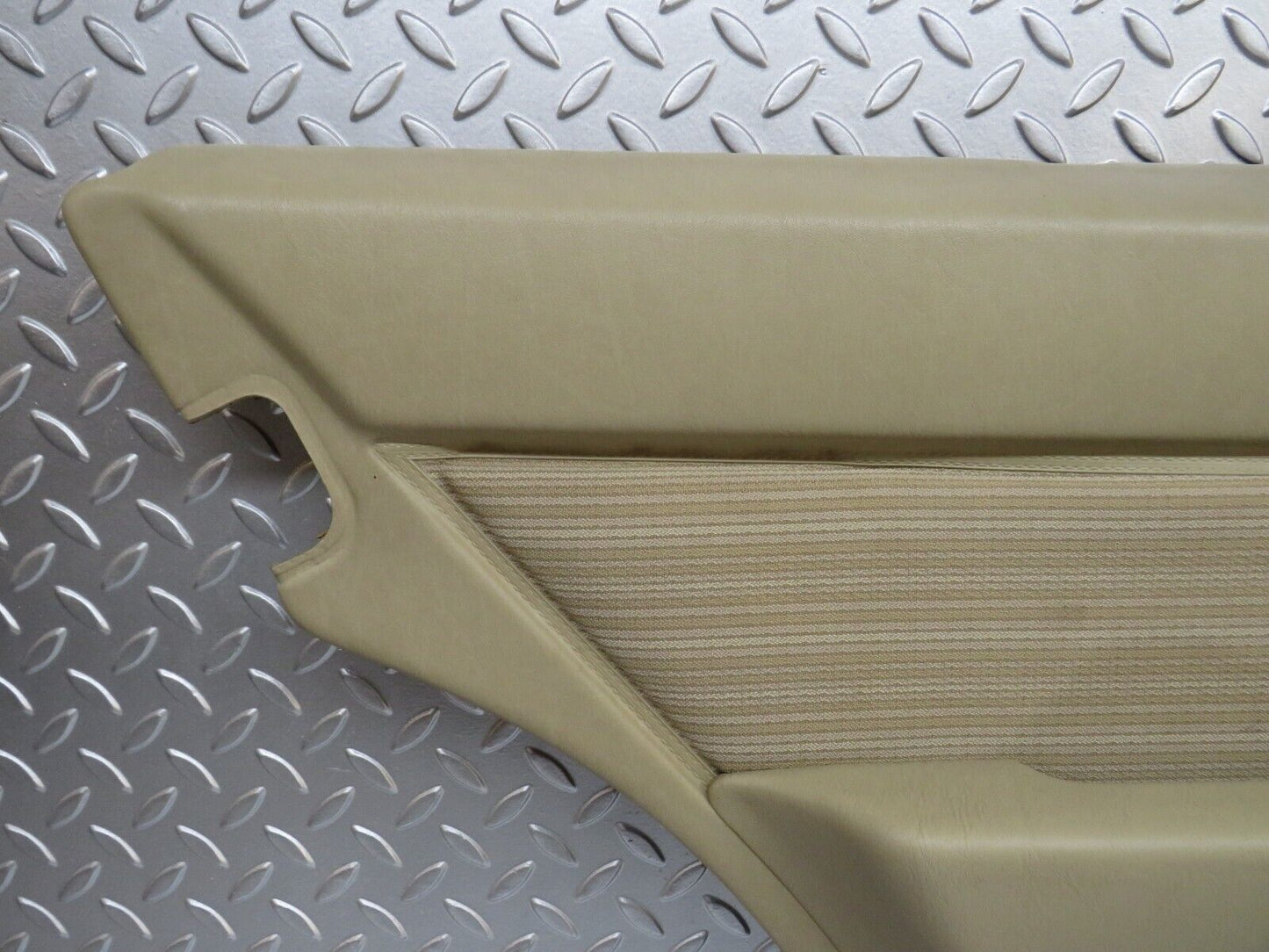 29250 Mercedes-Benz W124 230E Rear Left Door Card Beige 1247370170