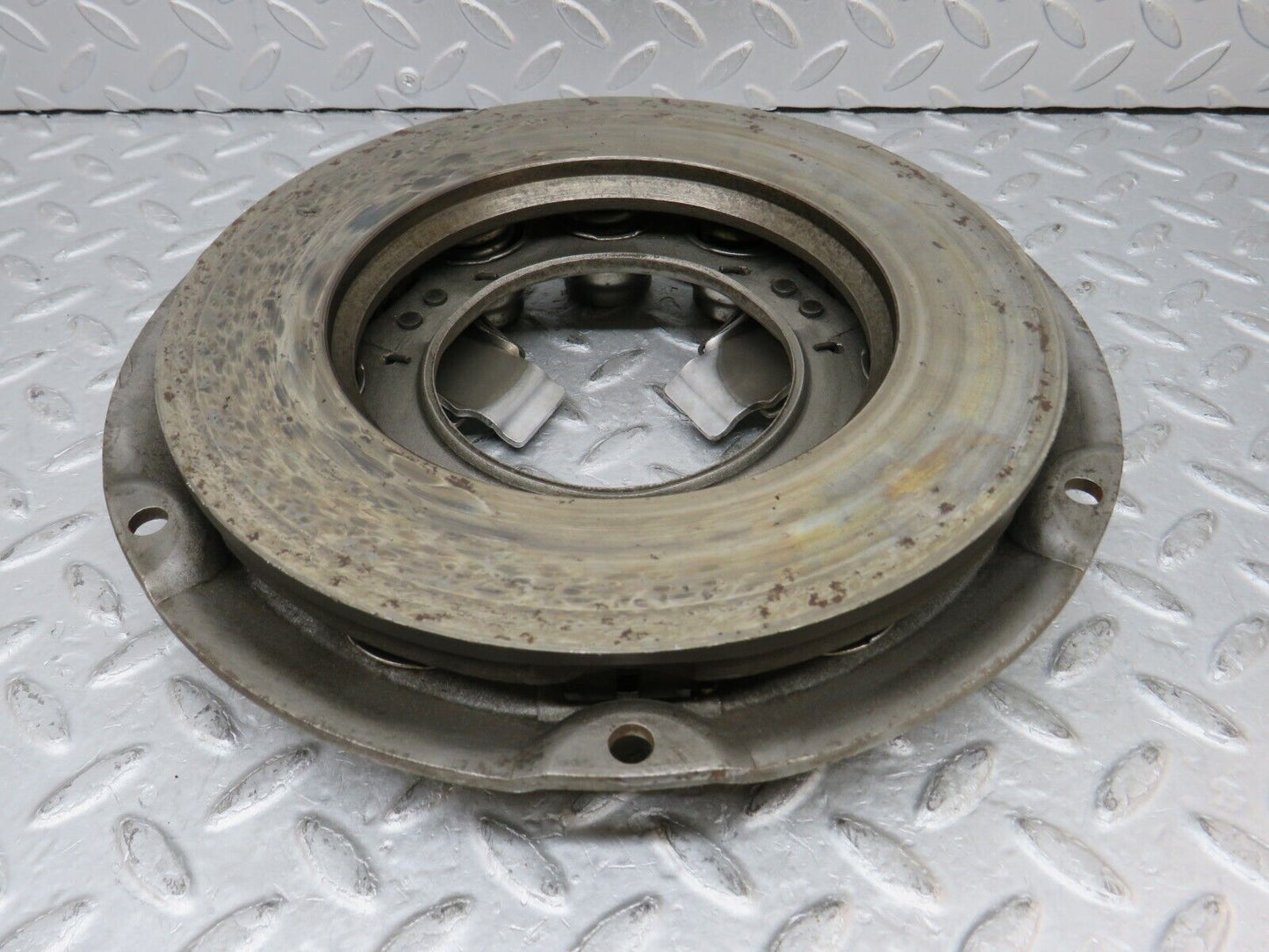35920 Mercedes-Benz 240D OM616.912 Clutch Pressure Plate YK228KX