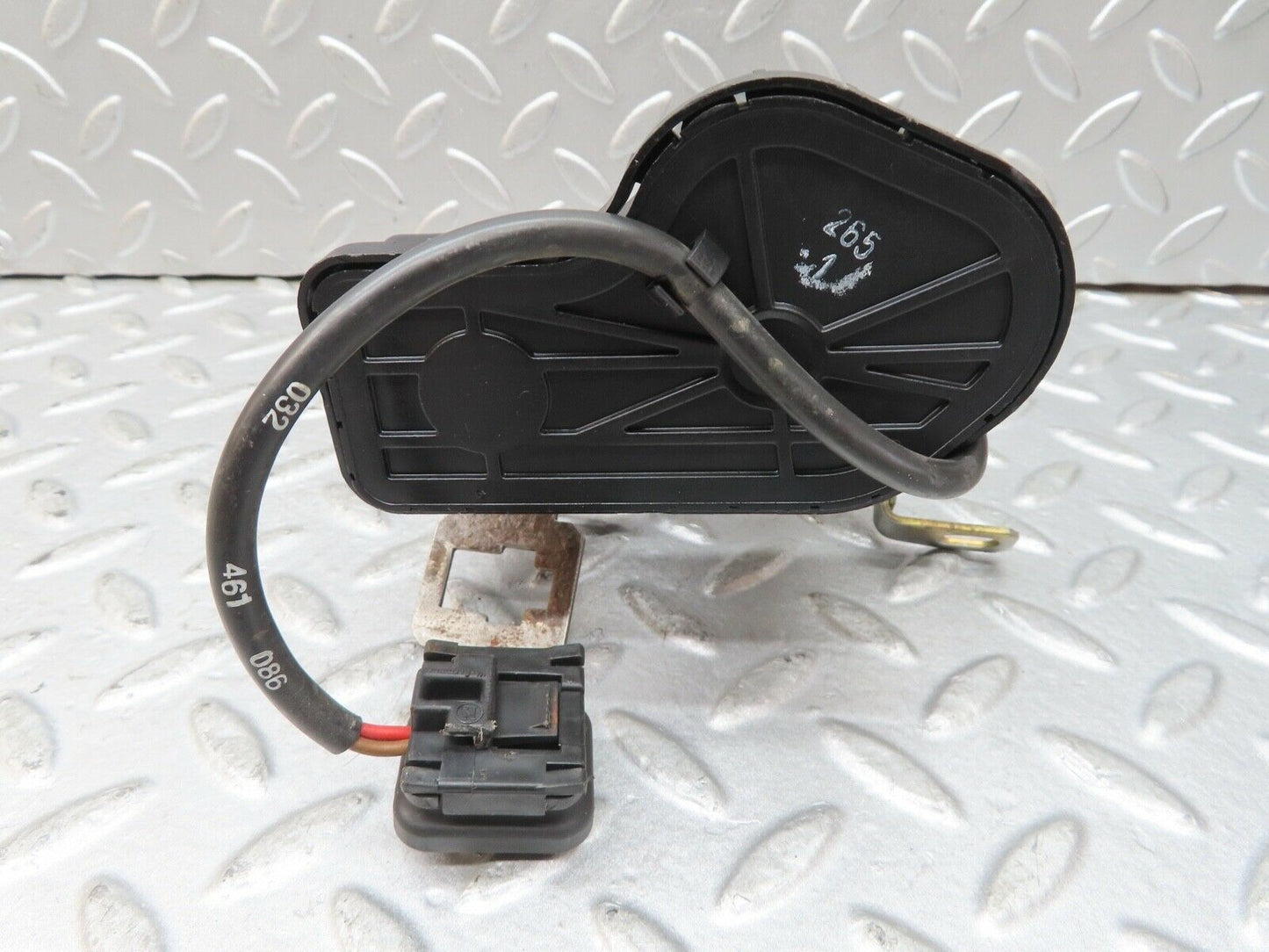 17454 Mercedes-Benz R129 300SL Coupe Headlight Wiper Motor Left Side