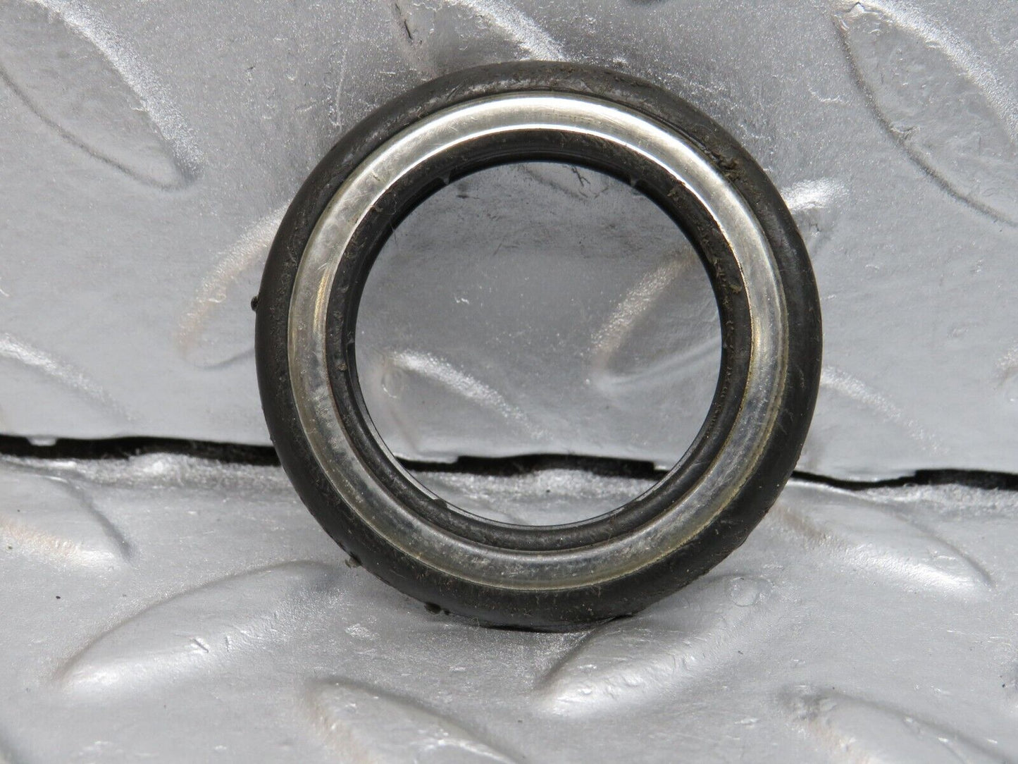39780 Mercedes-Benz R129 320SL Coupe Ignition Switch Chrome Ring Trim 2016800065