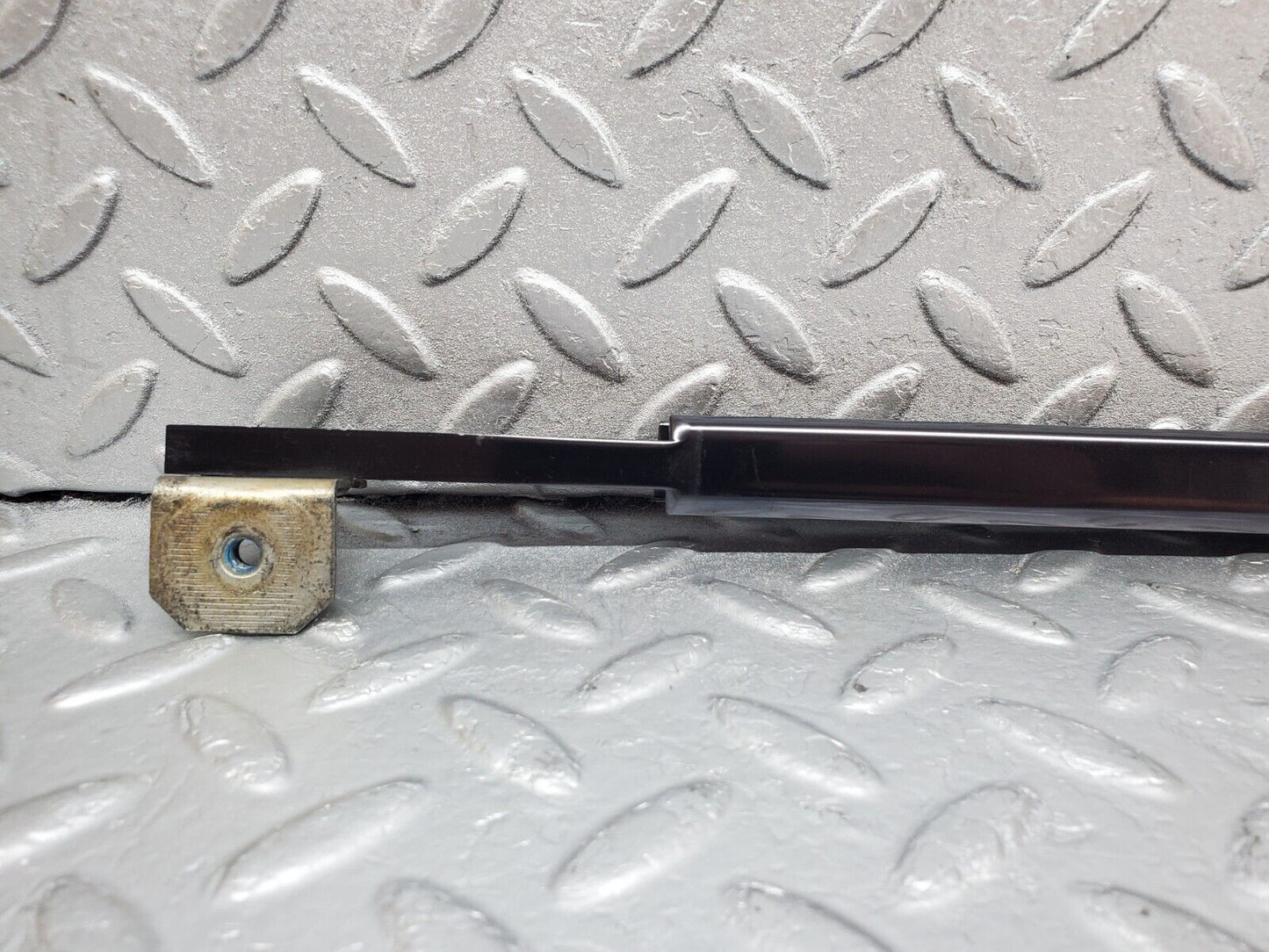 44846 Mercedes-Benz W124 220E Rear Right Window Channel