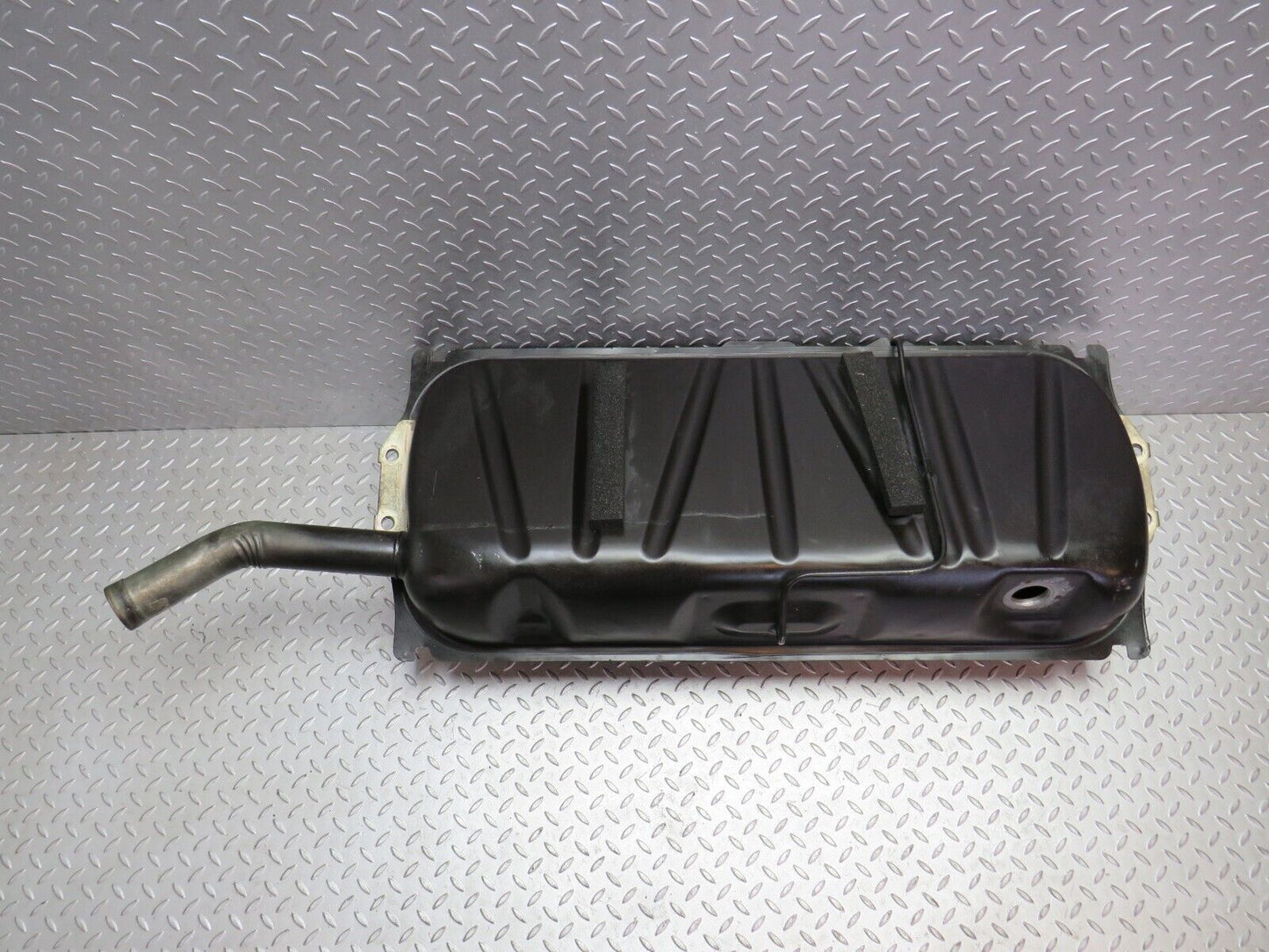 31442 Mercedes-Benz W123 200D Fuel Tank