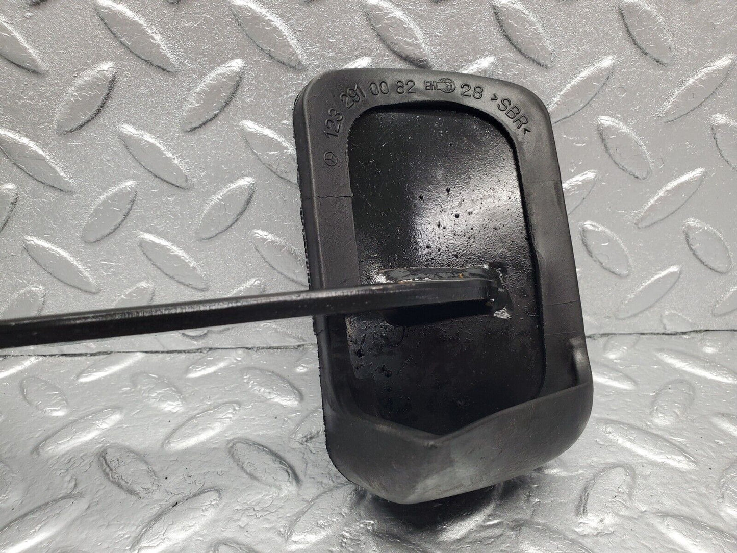 43712630
