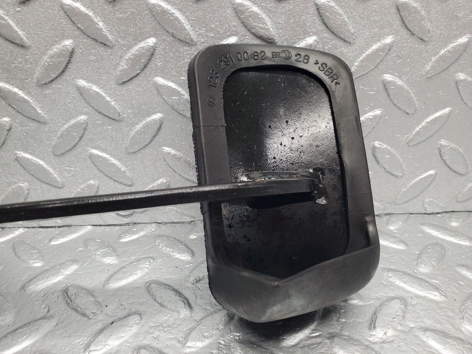 43712630