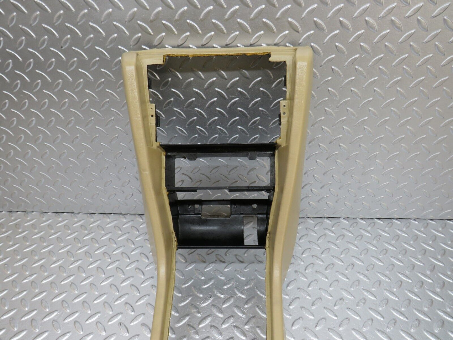 34120 Mercedes-Benz W124 260E Centre Console Beige