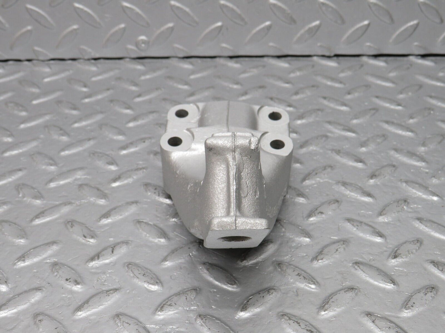 39250 Mercedes-Benz R107 500SL Engine Mount Bracket Left 1162234604