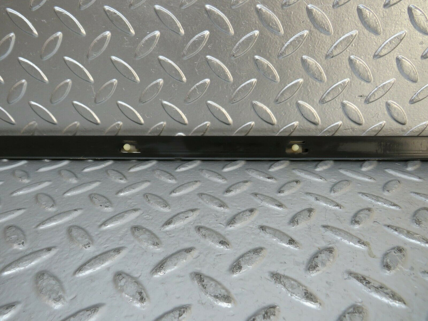 23643 Mercedes-Benz W114 280E Front Left Door Centre Moulding Trim