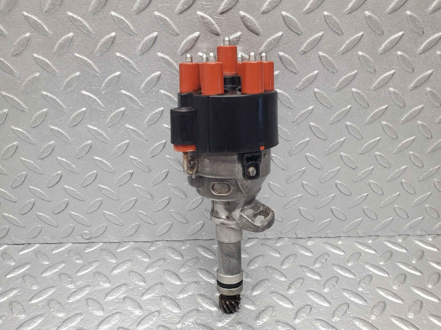 46595 Mercedes-Benz C123 280CE Coupe Ignition Distributor Bosch 0031580901 0237306045