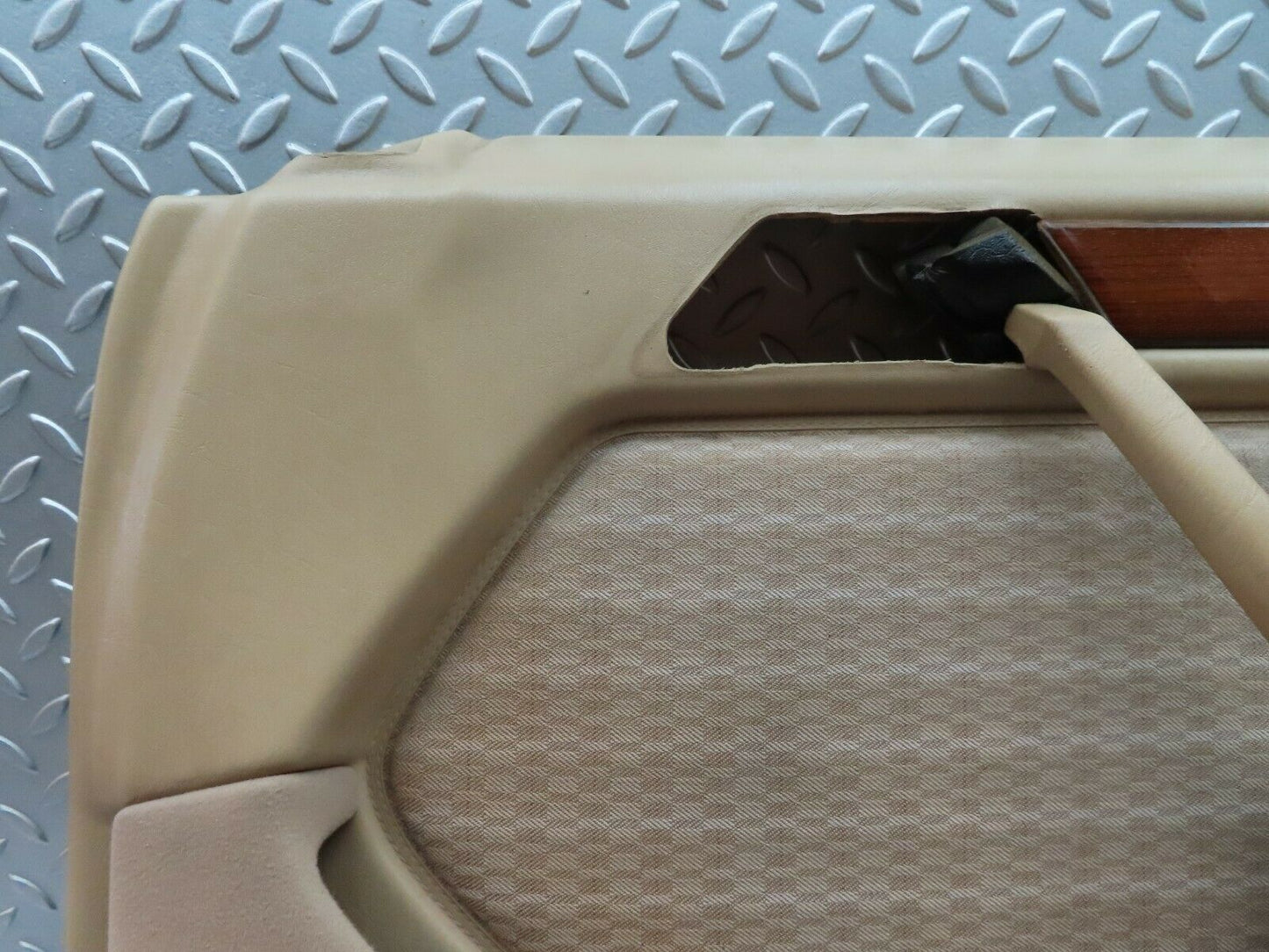 5263 Mercedes-Benz W124 230E Front Right Door Card Beige 1247271470