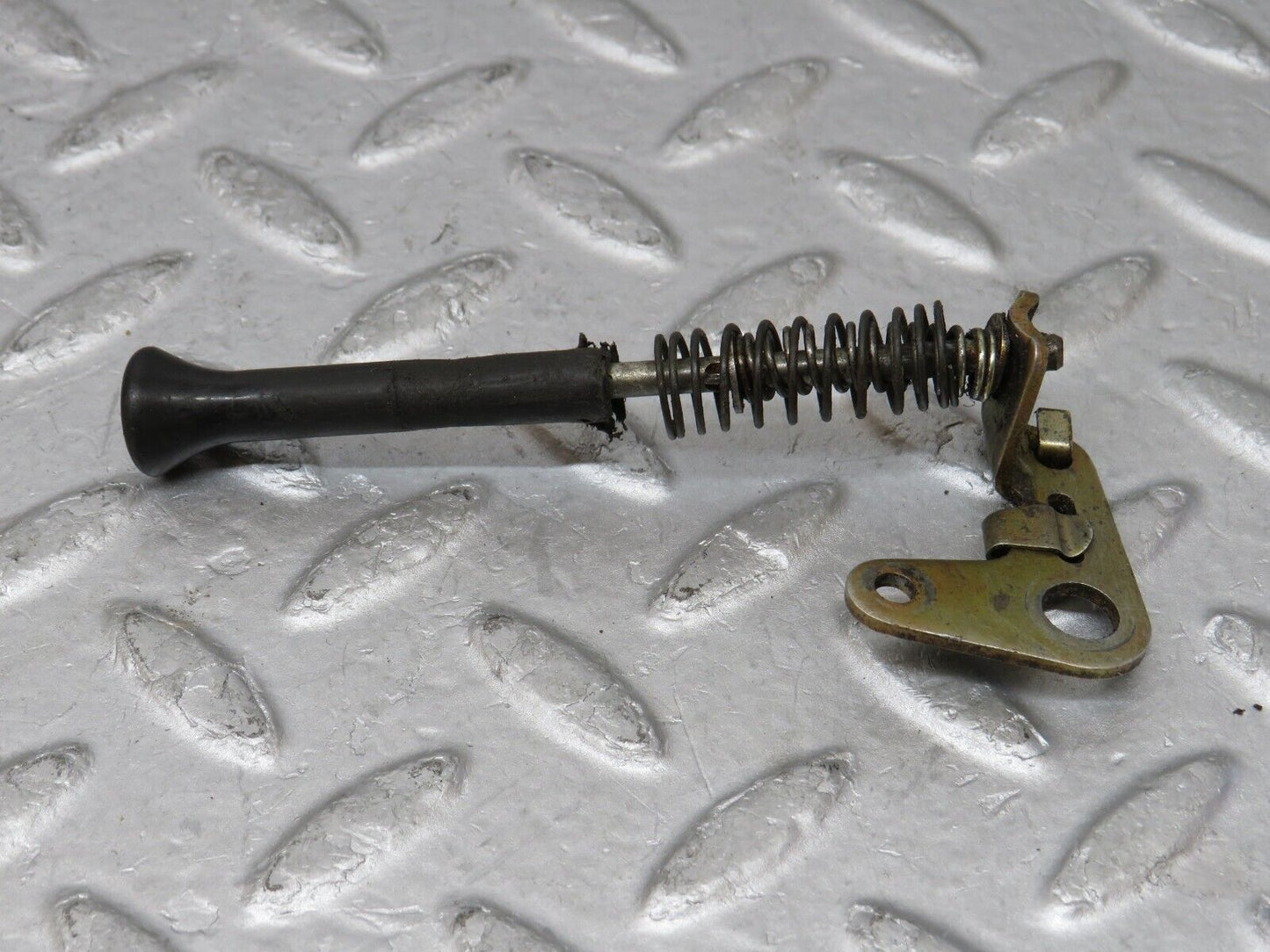 35748 Mercedes-Benz W108 Rear Right Door Lock Knob