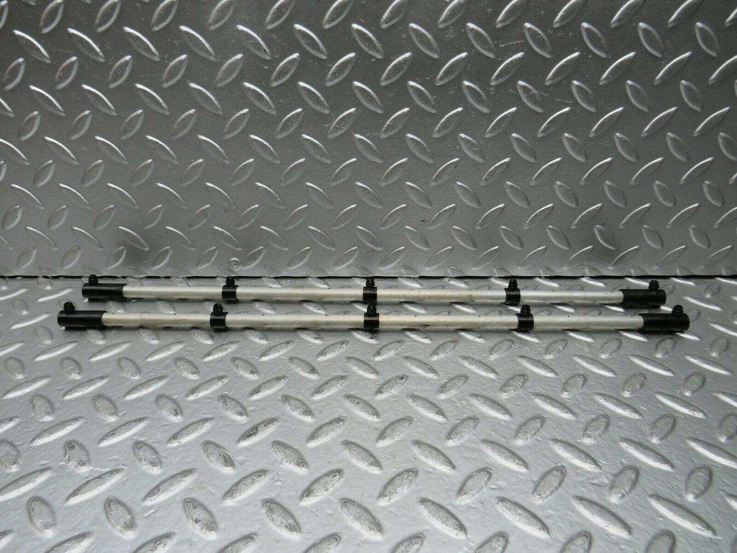 22985 Mercedes-Benz C107 450SL Coupe Camshaft Oil Tube