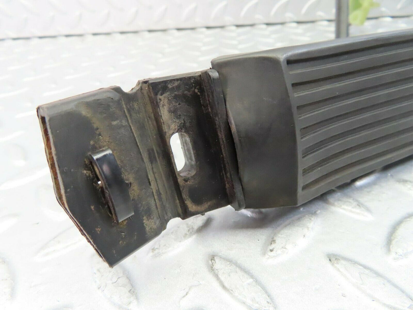 9343 Mercedes-Benz C124 300CE Coupe Accelerator Pedal With Rubber 1263000504