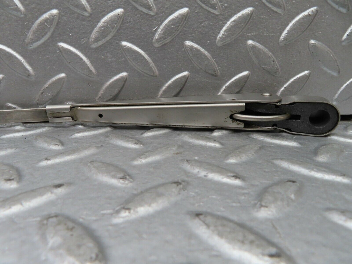 20410 Mercedes-Benz W114 280CE Coupe Wiper Arm Left Side
