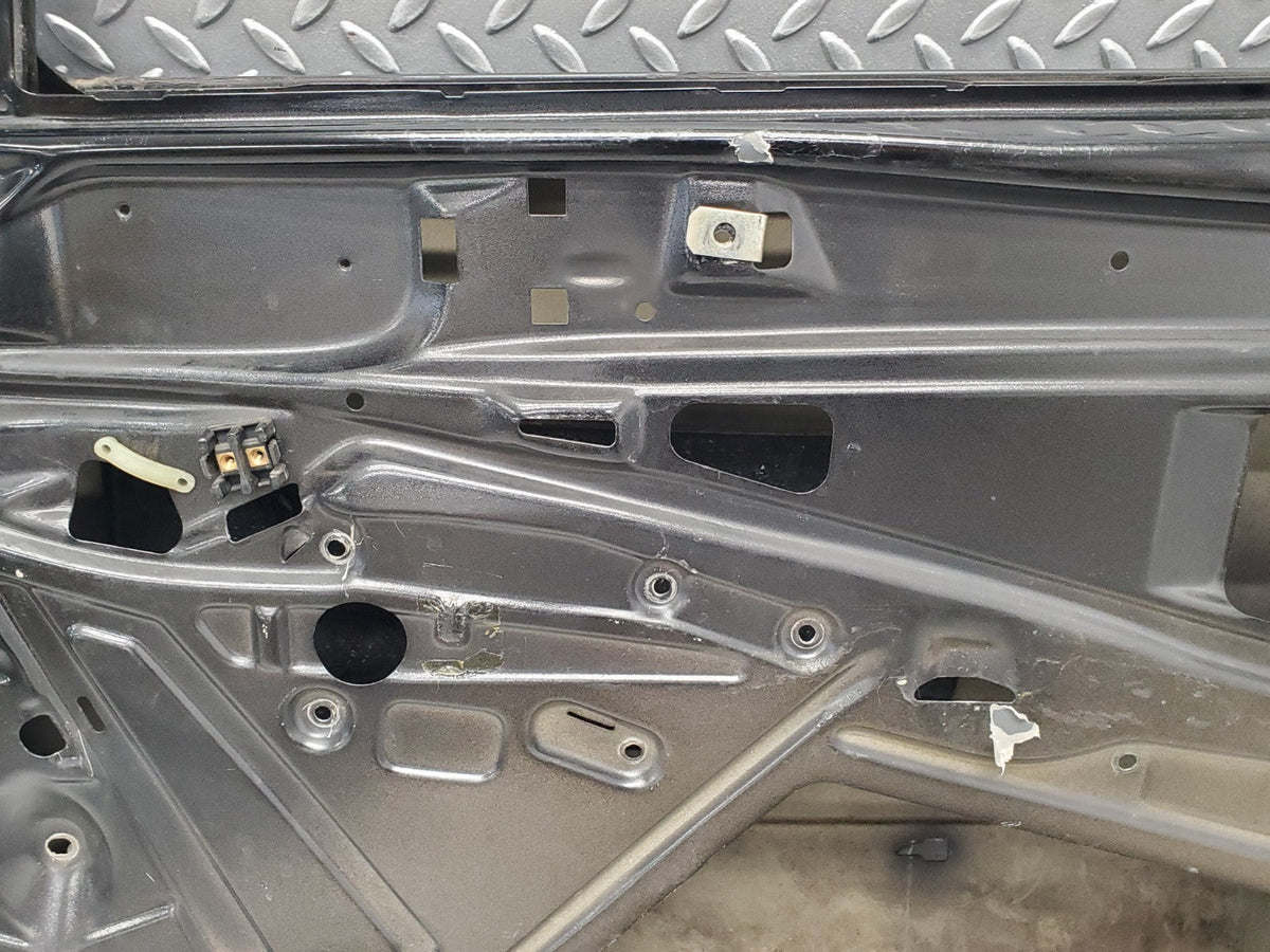 W201 Baby Benz front right door used OEM