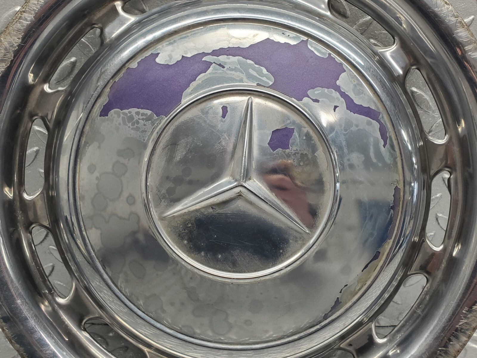 44523941