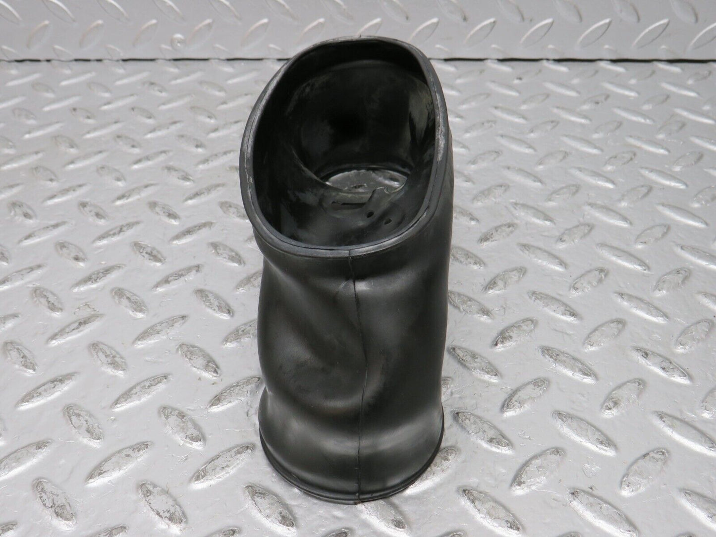 31978 Mercedes-Benz W123 230E Air Duct Rubber Hose 1238320988