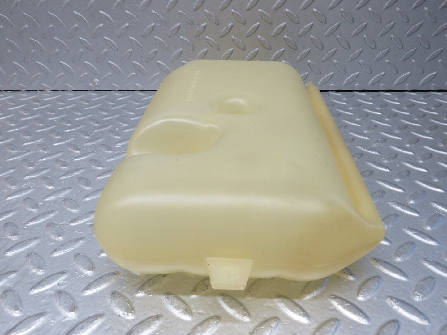 36986 Mercedes-Benz C126 420SEC Coupe Coolant Expansion Tank 1265000549