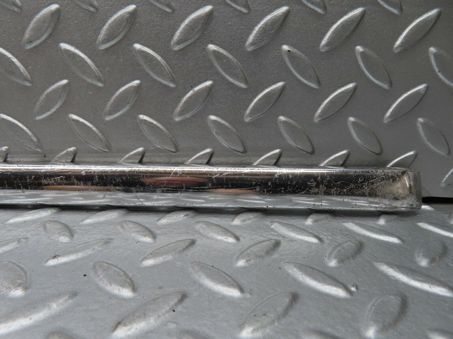 18609 Mercedes-Benz W120 W121 Ponton Front Door Lower Chrome Moulding Trim