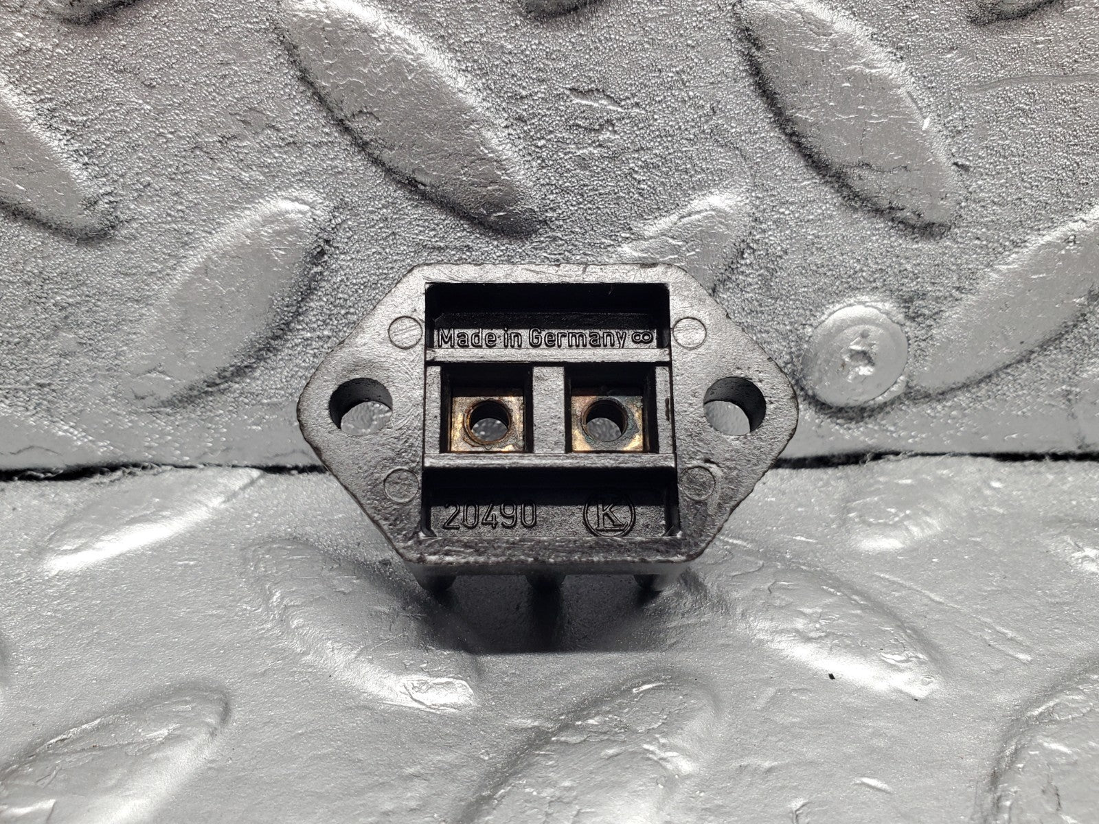 45690458