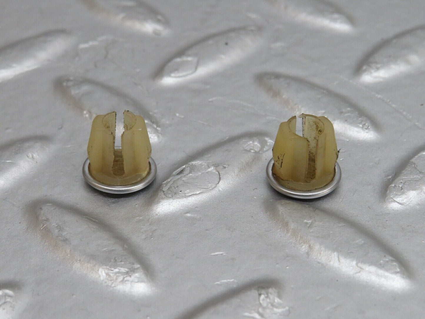 35685 Mercedes-Benz R107 280SL Headlight Washer Nozzle Chrome Plug 2x