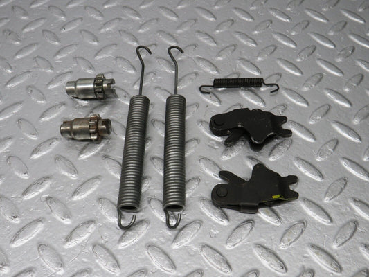 39295 Mercedes-Benz R107 500SL Rear Brake Regulator