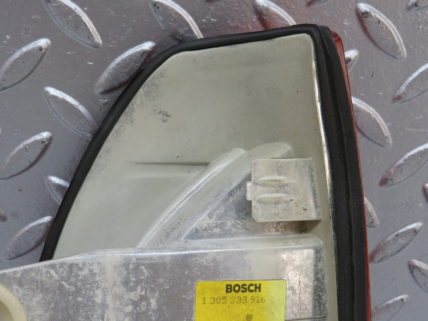 28352 Mercedes-Benz S123 240D Wagon Front Left Indicator Light Bosch 1305233916