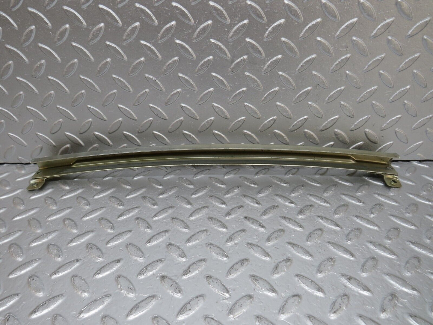 33256 Mercedes-Benz W202 C180 Front Left Door Window Channel