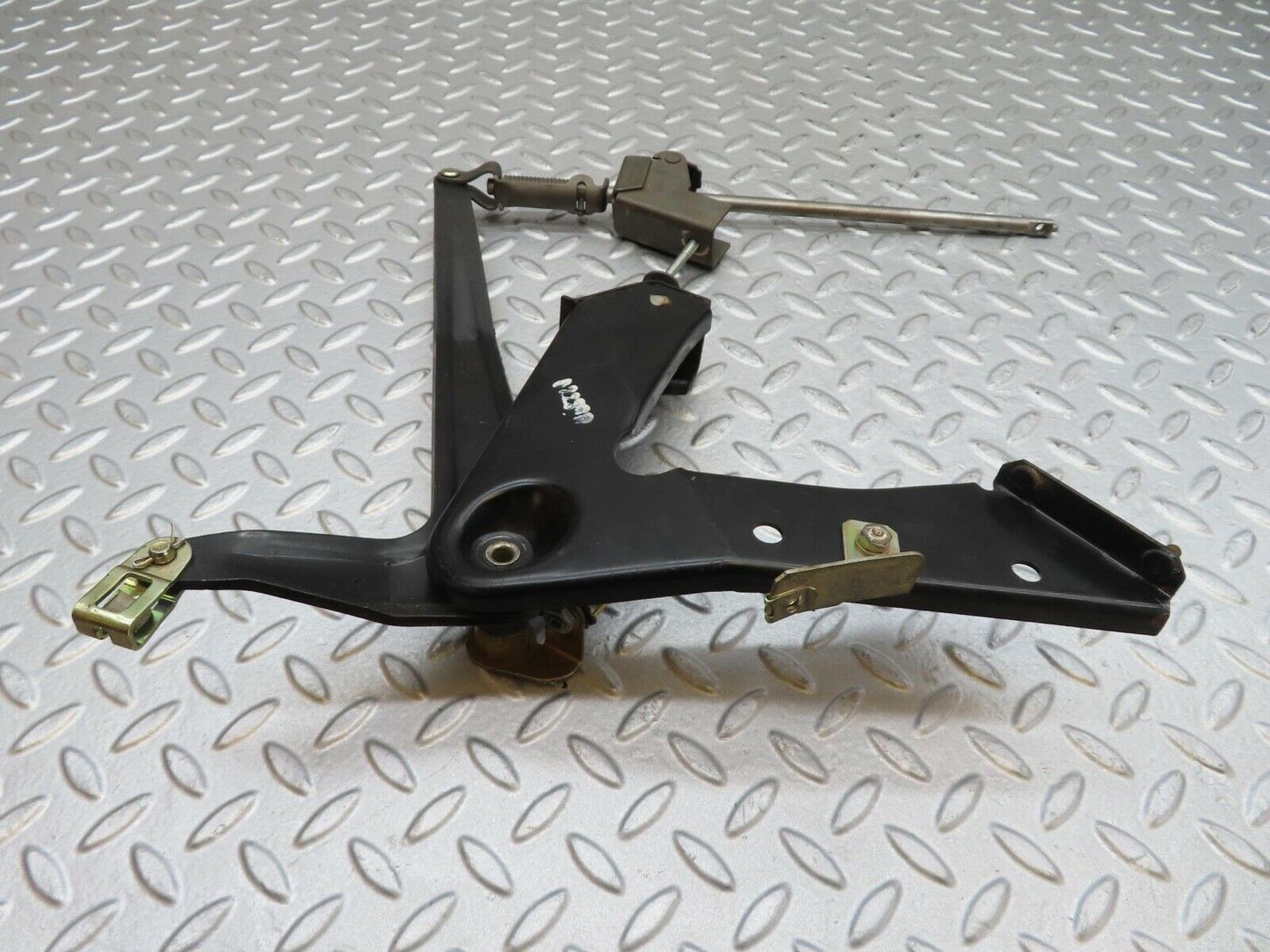 14393 Mercedes-Benz W116 350SE Handbrake Regulator