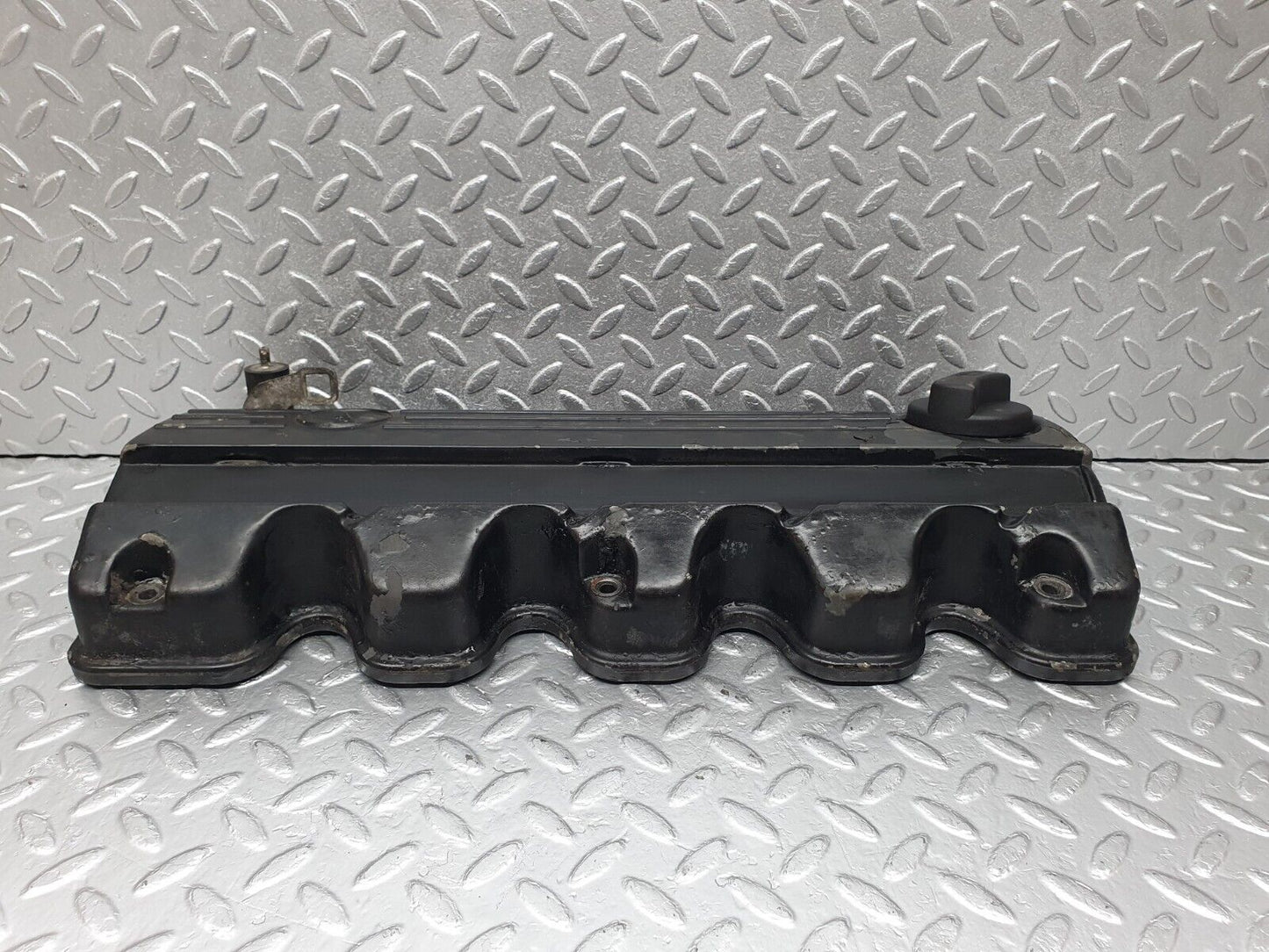 44194 Mercedes-Benz C123 230CE Coupe Rocker Cover 1020160905