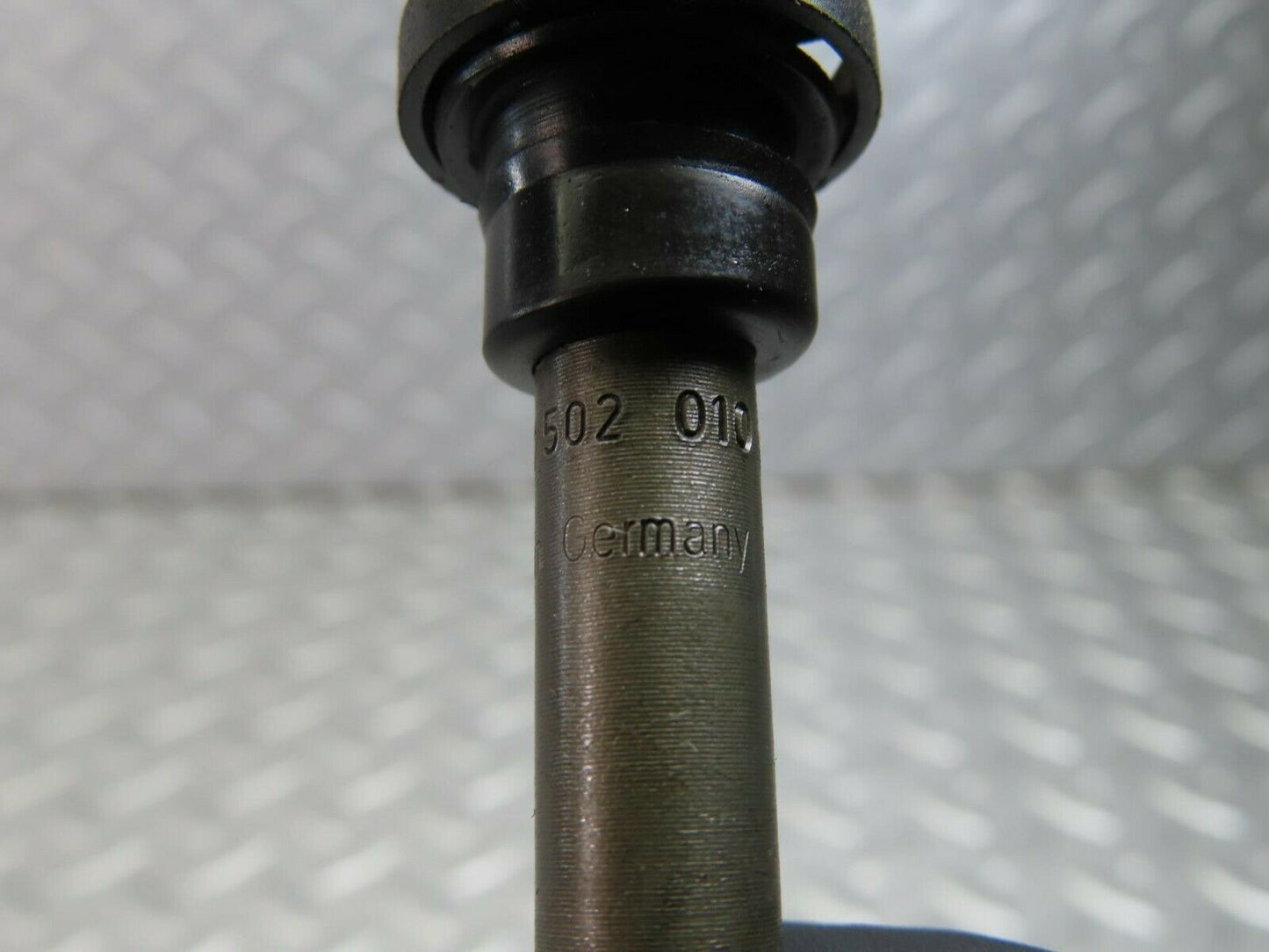 9462 Mercedes-Benz C124 300CE Coupe Fuel Injector Bosch 0437502010