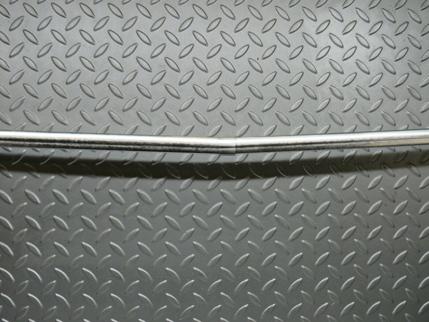 23404 Mercedes-Benz W116 350SE Front Windscreen Chrome Frame
